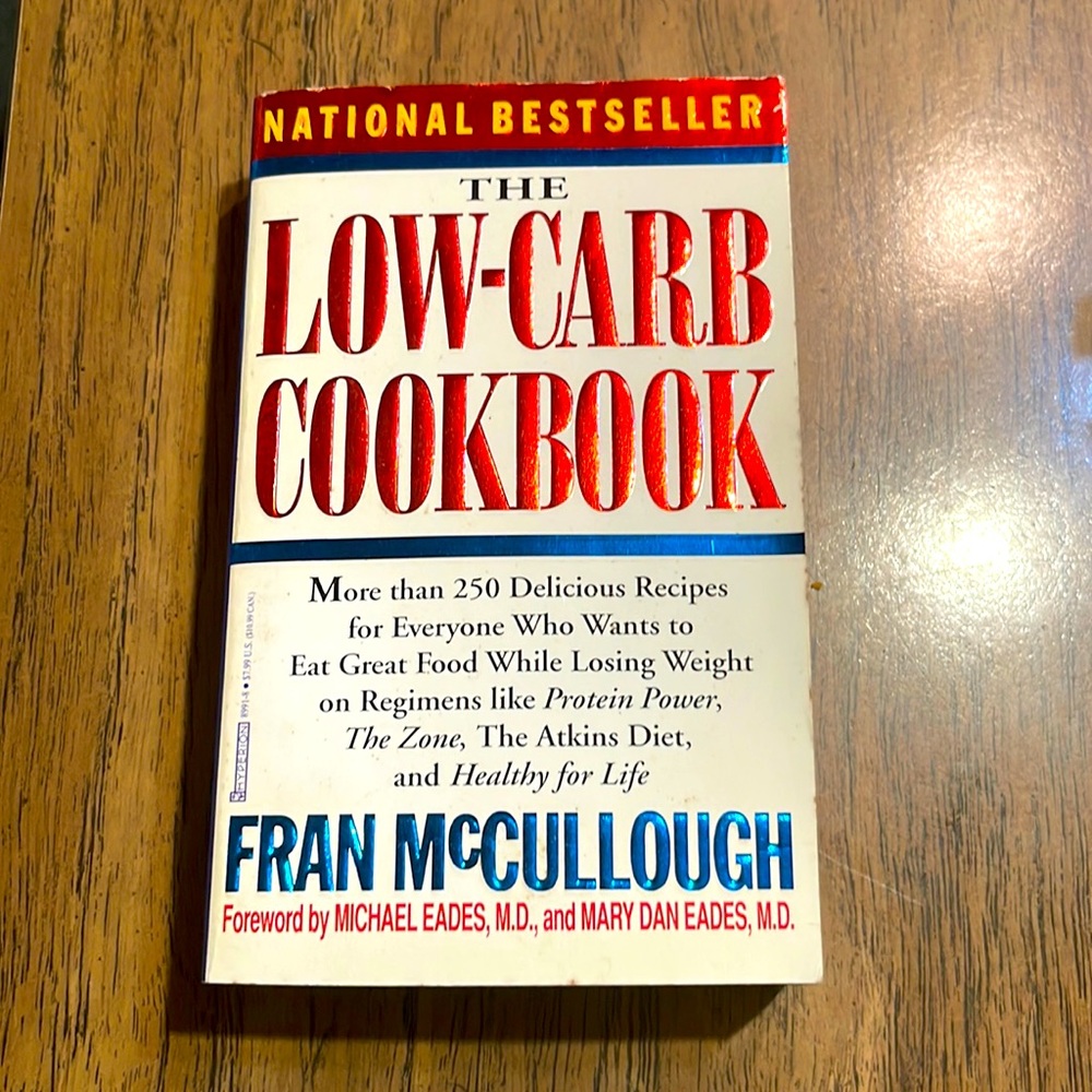 The Low Carb cook book paperback recipe book